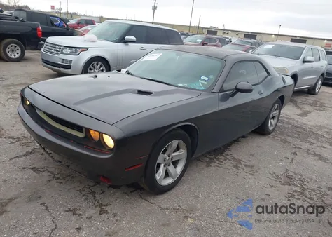 2013 Dodge Challenger Sxt z USA, uszkodzony, nr VIN 2C3CDYAG7DH693733